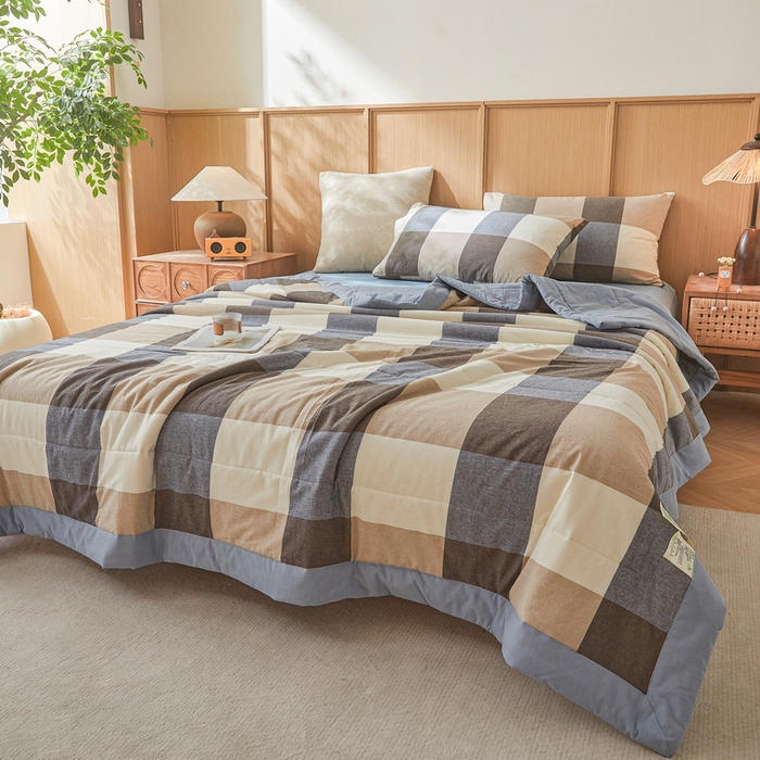 91家纺网 家纺一手货源 找家纺 牛魔王家居 2026新款A类水洗棉新疆棉花夏被 被子被芯 蓝灰大格