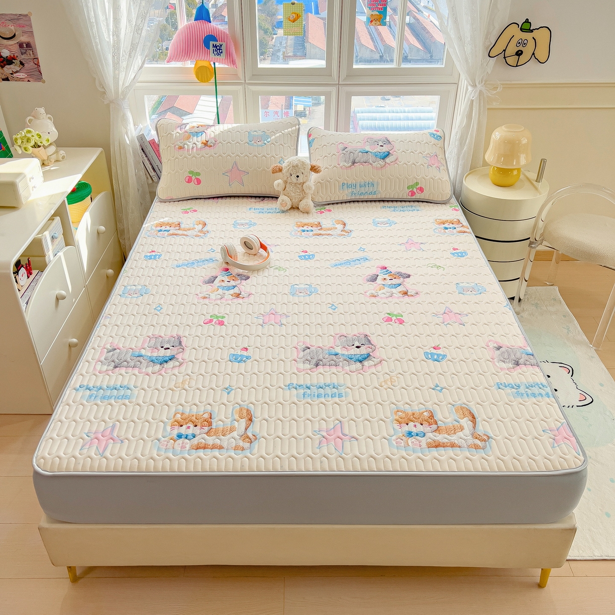 91家纺网 家纺一手货源 找家纺 丝羽坊 2026新款高密凉感丝印花乳胶凉席-床笠款 奶白萌犬