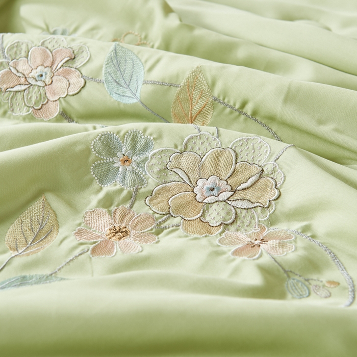 91家纺网 家纺一手货源 找家纺 （总）太阳羽家纺 2026新款天丝绣花镂空夏凉被空调被深睡眠夏被