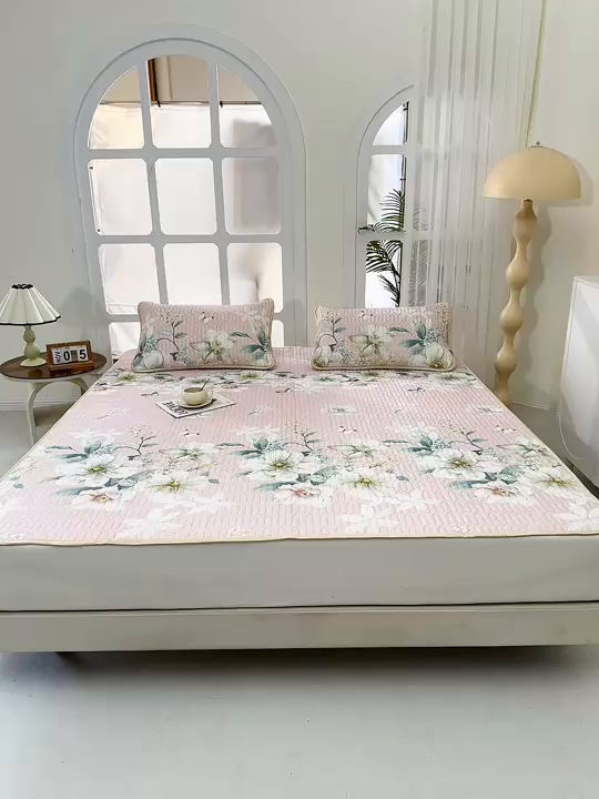 91家纺网 家纺一手货源 找家纺 美丽折家纺 2026新款0.6厚乳胶凉席印花系列 花颜