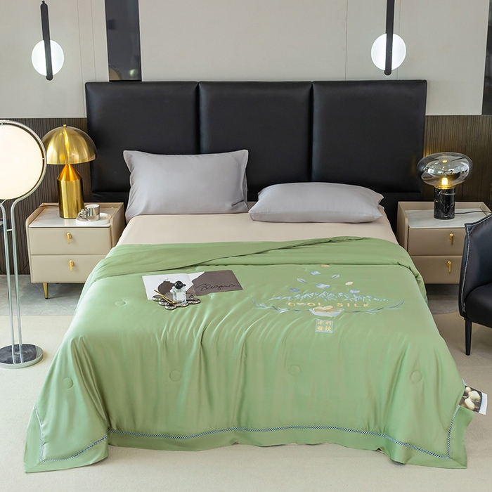 91家纺网 家纺一手货源 找家纺 （总）太阳羽家纺 2026新款40s冰蚕科技天丝镂空夏被绣花夏凉被空调被子