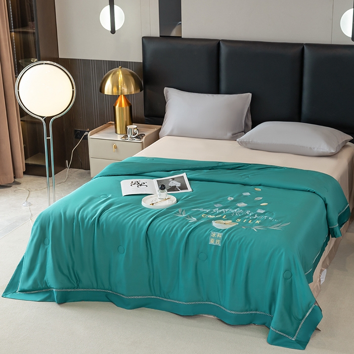 91家纺网 家纺一手货源 找家纺 太阳羽家纺 2026新款40s冰蚕科技天丝镂空夏被绣花夏凉被空调被子 清雅冰-绿