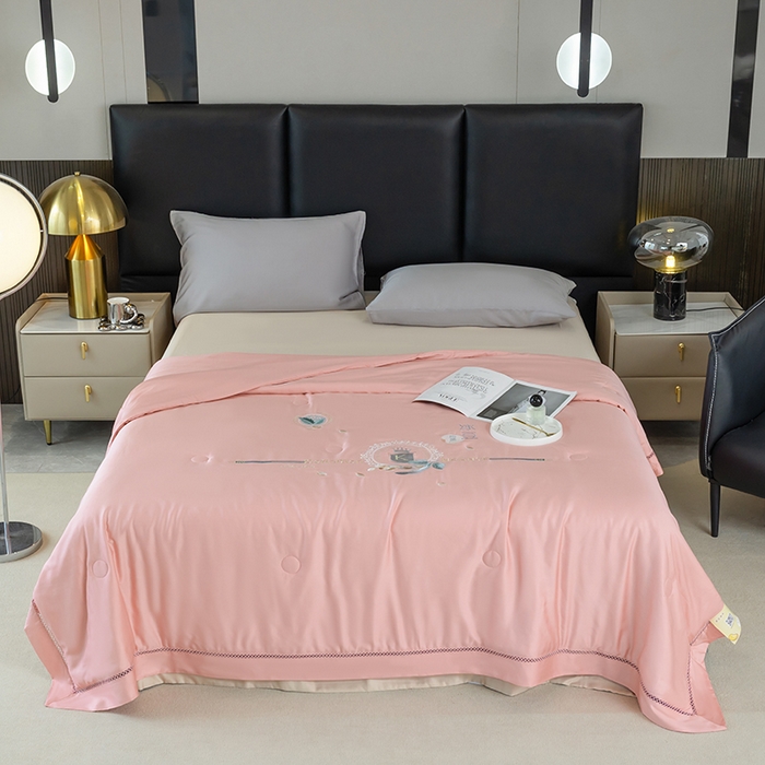 91家纺网 家纺一手货源 找家纺 （总）太阳羽家纺 2026新款60支天丝提花镂空夏被夏凉被空调被冰豆系列