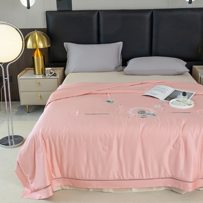 91家纺网 家纺一手货源 找家纺 （总）太阳羽家纺 2026新款60支天丝提花镂空夏被夏凉被空调被冰豆系列