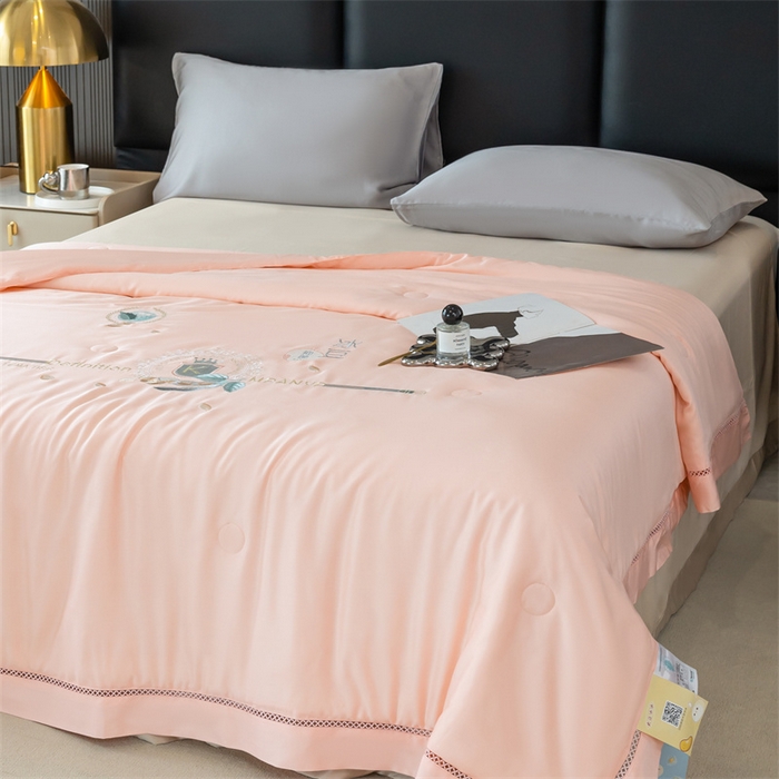 91家纺网 家纺一手货源 找家纺 太阳羽家纺 2026新款60支天丝提花镂空夏被夏凉被空调被冰豆系列 冰豆-粉玉