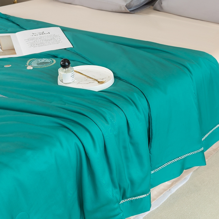 91家纺网 家纺一手货源 找家纺 太阳羽家纺 2026新款60支天丝提花镂空夏被夏凉被空调被冰豆系列 冰豆-孔雀绿