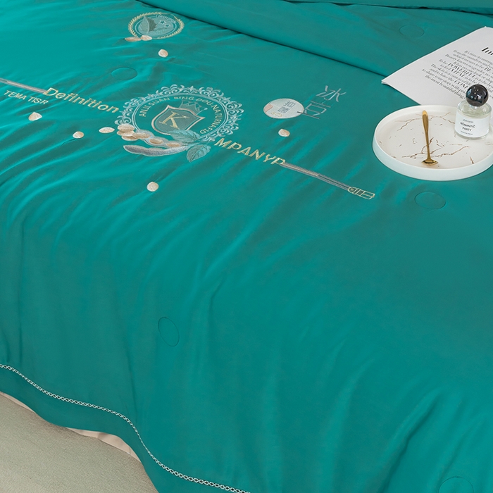 91家纺网 家纺一手货源 找家纺 太阳羽家纺 2026新款60支天丝提花镂空夏被夏凉被空调被冰豆系列 冰豆-孔雀绿