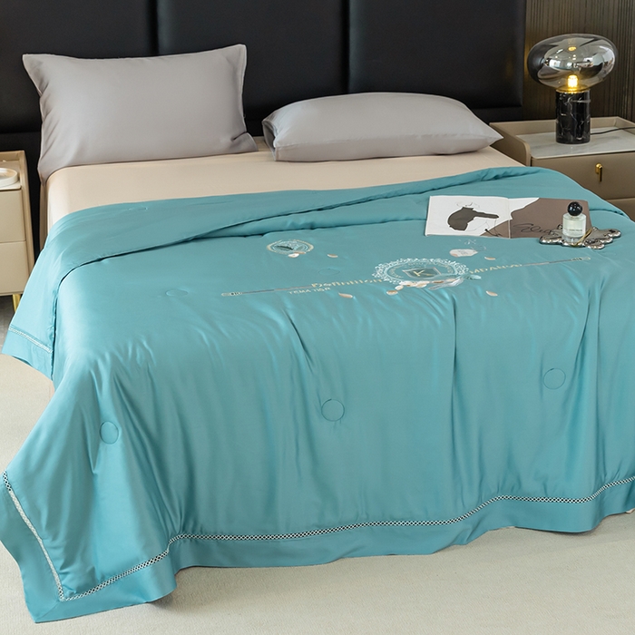 91家纺网 家纺一手货源 找家纺 太阳羽家纺 2026新款60支天丝提花镂空夏被夏凉被空调被冰豆系列 冰豆-海洋蓝