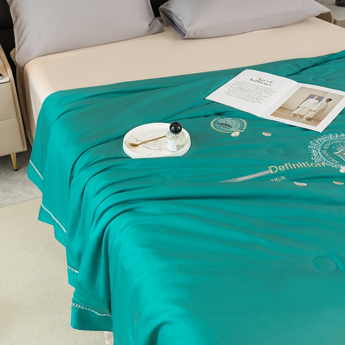 91家纺网 家纺一手货源 找家纺 太阳羽家纺 2026新款60支天丝提花镂空夏被夏凉被空调被冰豆系列 冰豆-孔雀绿