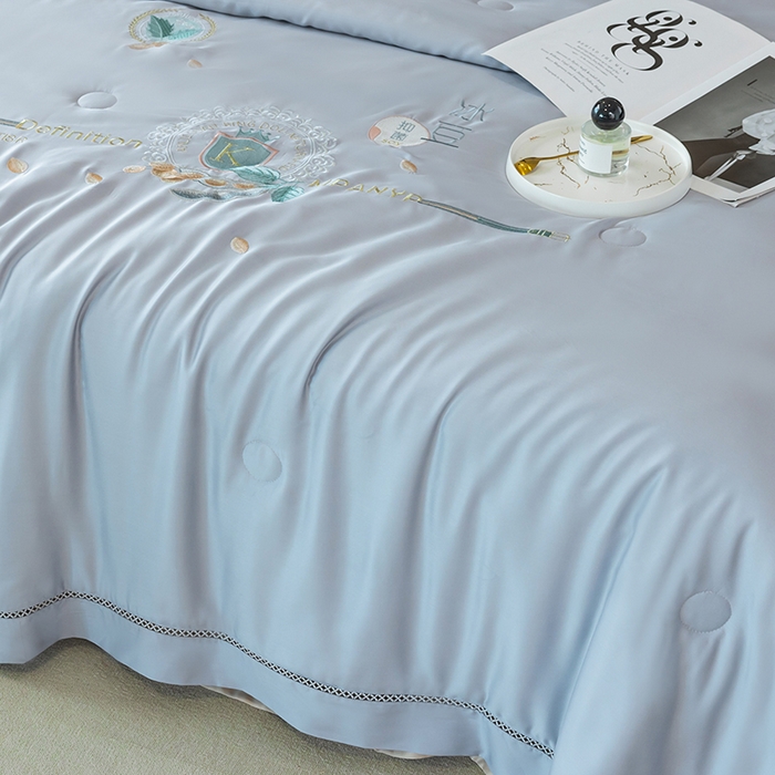 91家纺网 家纺一手货源 找家纺 太阳羽家纺 2026新款60支天丝提花镂空夏被夏凉被空调被冰豆系列 冰豆-轻奢灰