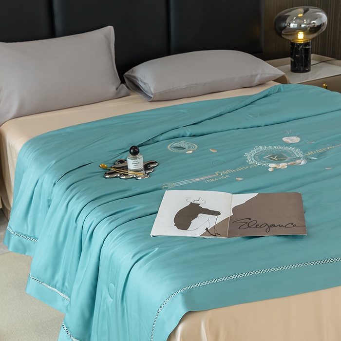 91家纺网 家纺一手货源 找家纺 太阳羽家纺 2026新款60支天丝提花镂空夏被夏凉被空调被冰豆系列 冰豆-海洋蓝