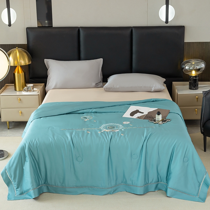 91家纺网 家纺一手货源 找家纺 太阳羽家纺 2026新款60支天丝提花镂空夏被夏凉被空调被冰豆系列 冰豆-海洋蓝