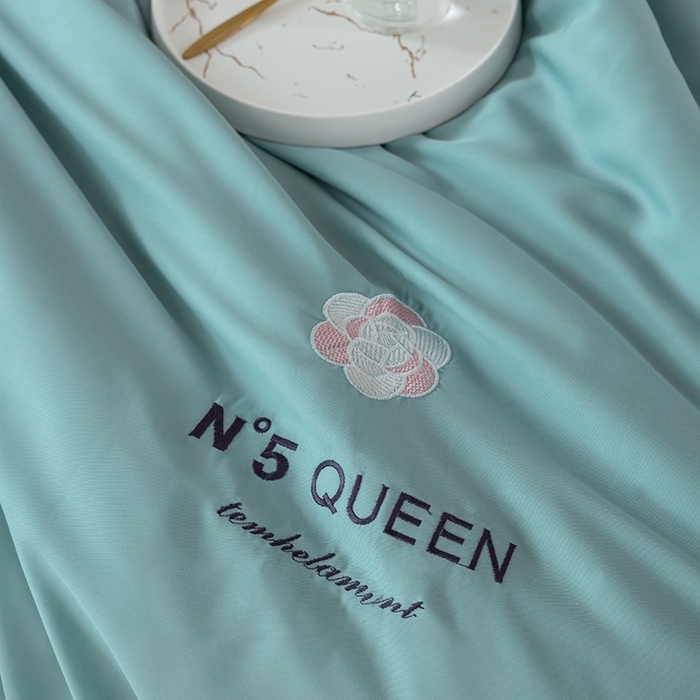 91家纺网 家纺一手货源 找家纺 太阳羽家纺 2026新款60支天丝提花镂空夏被夏凉被空调被艾诺维系列 艾诺维-兰