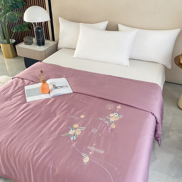 91家纺网 家纺一手货源 找家纺 太阳羽家纺 2026新款亲肤柔软柠檬天丝夏被被子被芯 柠檬-紫色