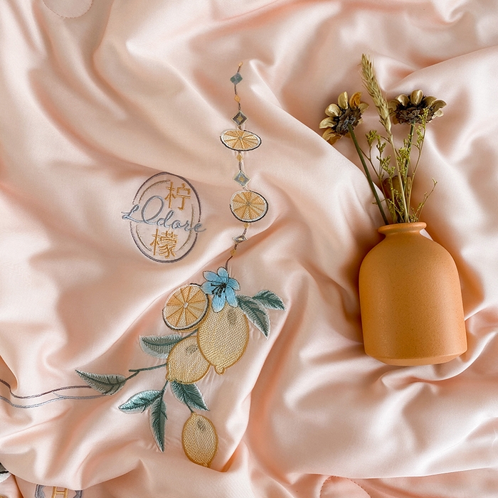 91家纺网 家纺一手货源 找家纺 太阳羽家纺 2026新款亲肤柔软柠檬天丝夏被被子被芯 柠檬-粉玉