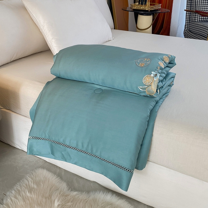 91家纺网 家纺一手货源 找家纺 太阳羽家纺 2026新款亲肤柔软柠檬天丝夏被被子被芯 柠檬-海洋蓝