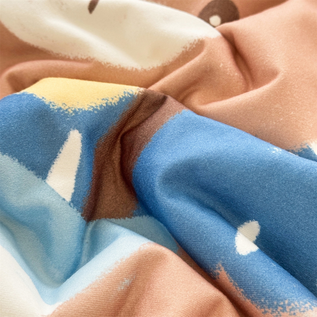 91家纺网 家纺一手货源 找家纺 朵希曼 2026年牛奶针织棉大版卡通夏被夏凉被空调被 生日派对