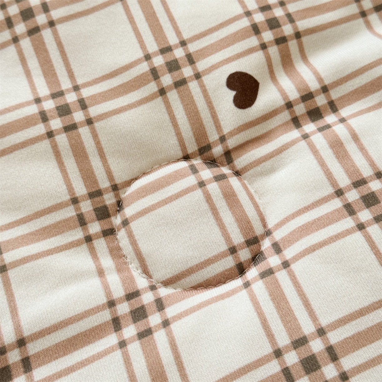 91家纺网 家纺一手货源 找家纺 朵希曼 2026年牛奶针织棉大版卡通夏被夏凉被空调被 裤带熊