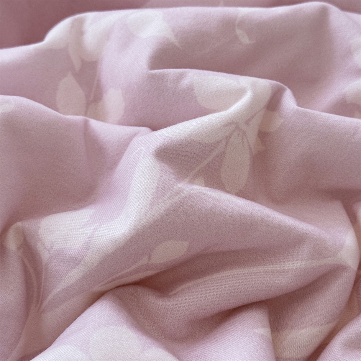 91家纺网 家纺一手货源 找家纺 朵希曼 2026年牛奶针织棉大版卡通夏被夏凉被空调被 春日花语