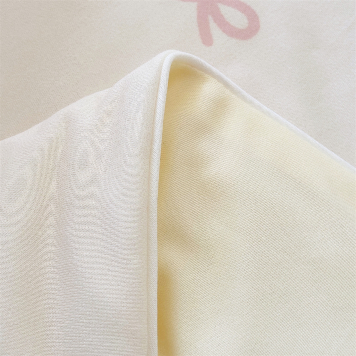 91家纺网 家纺一手货源 找家纺 朵希曼 2026年牛奶针织棉大版卡通夏被夏凉被空调被 萌厨小兔