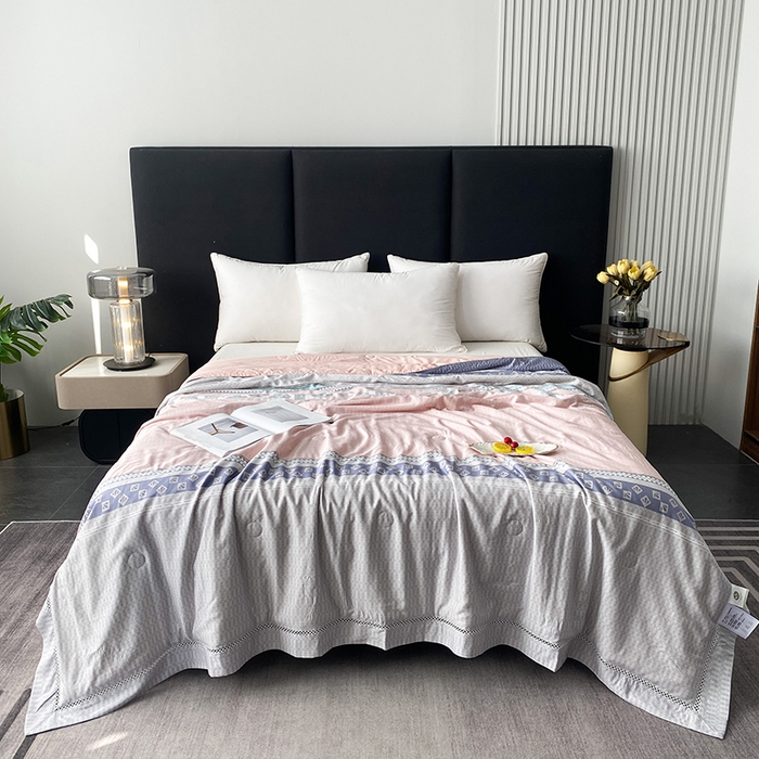 91家纺网 家纺一手货源 找家纺 （总）太阳羽家纺 2026新款铂金莱赛尔天丝印花夏凉被镂空花边空调被夏被