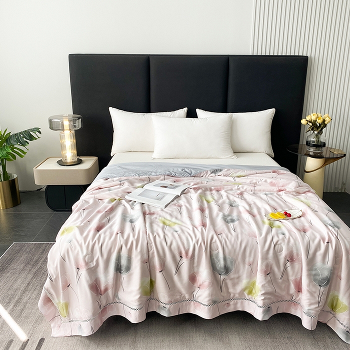 91家纺网 家纺一手货源 找家纺 太阳羽家纺 2026新款铂金莱赛尔天丝印花夏凉被镂空花边空调被夏被 蝶恋