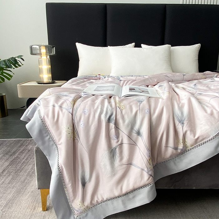 91家纺网 家纺一手货源 找家纺 太阳羽家纺 2026新款铂金莱赛尔天丝印花夏凉被镂空花边空调被夏被 叶叶情丝