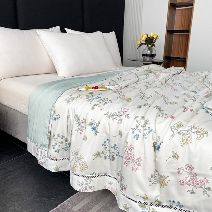 91家纺网 家纺一手货源 找家纺 太阳羽家纺 2026新款铂金莱赛尔天丝印花夏凉被镂空花边空调被夏被 格林童话