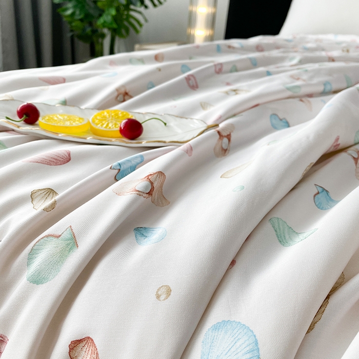 91家纺网 家纺一手货源 找家纺 太阳羽家纺 2026新款铂金莱赛尔天丝印花夏凉被镂空花边空调被夏被 晚香