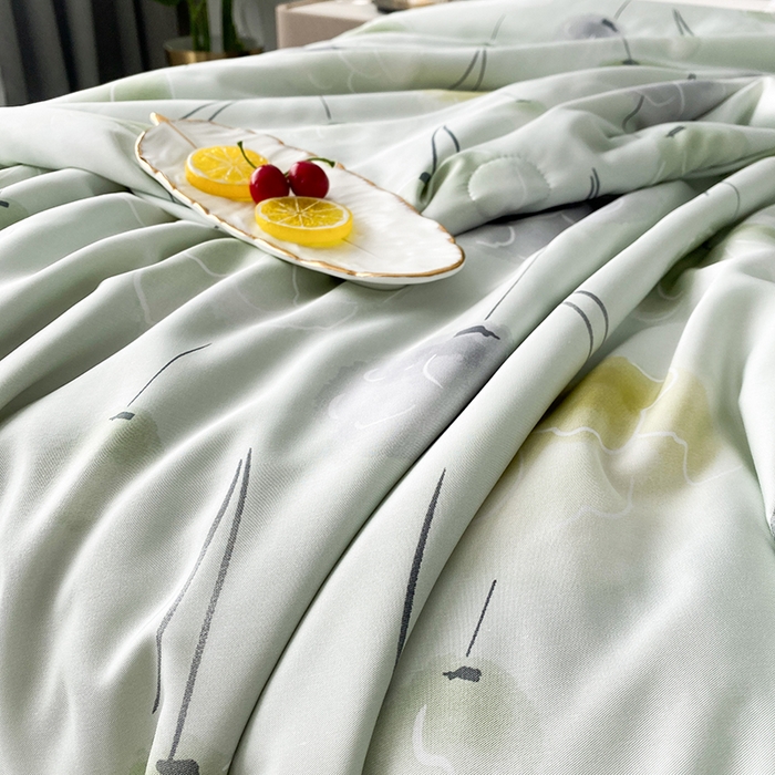 91家纺网 家纺一手货源 找家纺 太阳羽家纺 2026新款铂金莱赛尔天丝印花夏凉被镂空花边空调被夏被 莫里森记