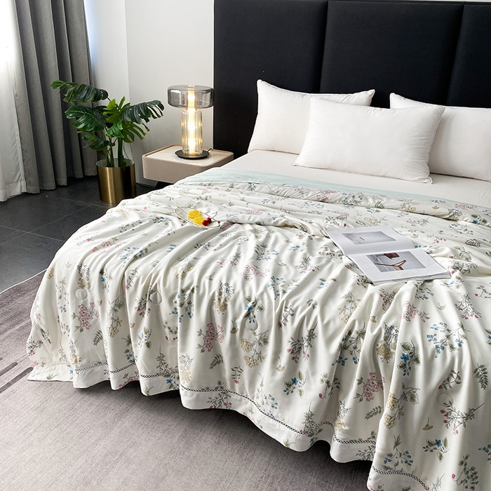 91家纺网 家纺一手货源 找家纺 太阳羽家纺 2026新款铂金莱赛尔天丝印花夏凉被镂空花边空调被夏被 格林童话