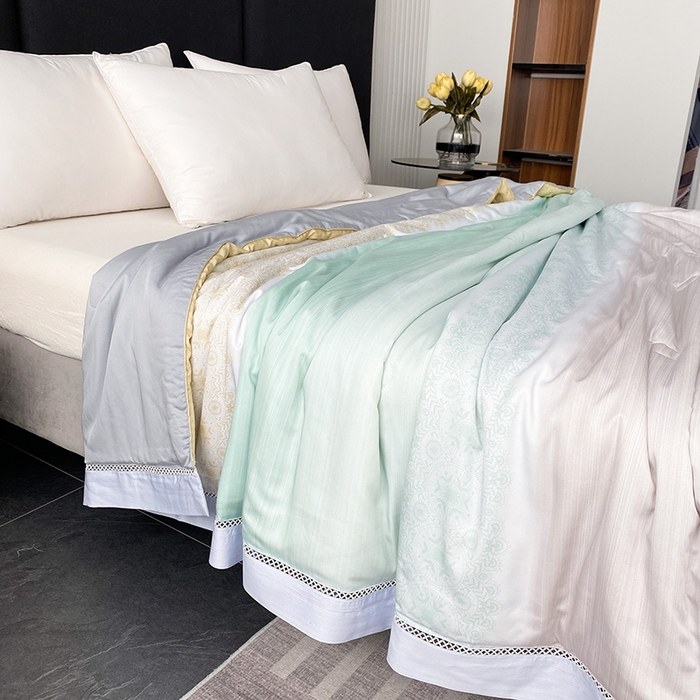 91家纺网 家纺一手货源 找家纺 太阳羽家纺 2026新款铂金莱赛尔天丝印花夏凉被镂空花边空调被夏被 可夏