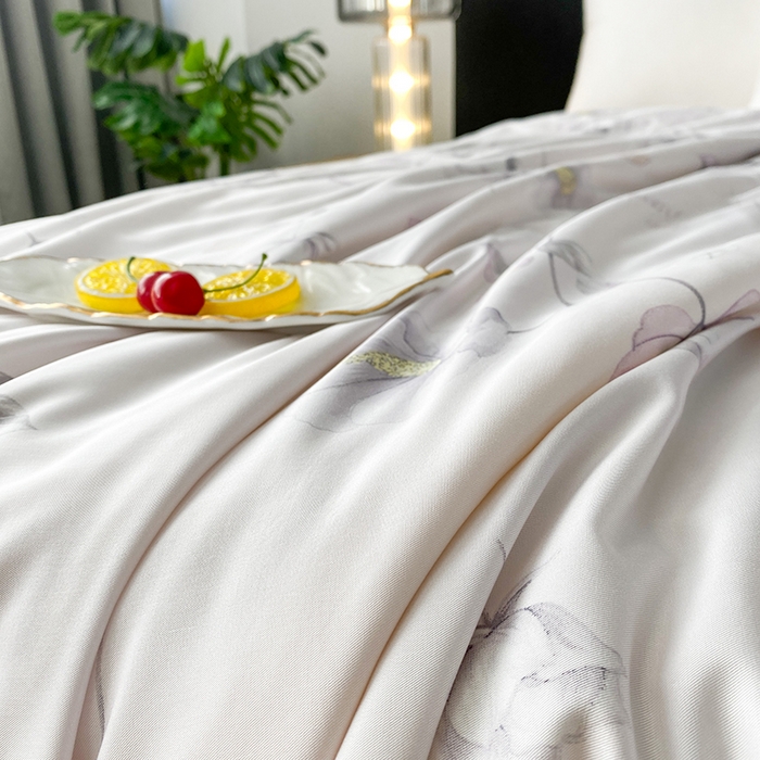 91家纺网 家纺一手货源 找家纺 太阳羽家纺 2026新款铂金莱赛尔天丝印花夏凉被镂空花边空调被夏被 曼歌雅韵