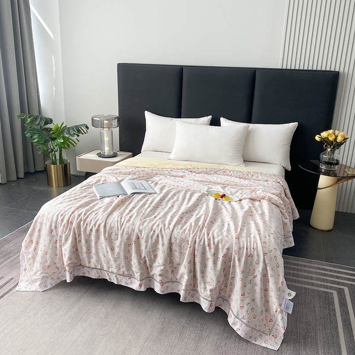 91家纺网 家纺一手货源 找家纺 太阳羽家纺 2026新款铂金莱赛尔天丝印花夏凉被镂空花边空调被夏被 阳光花园