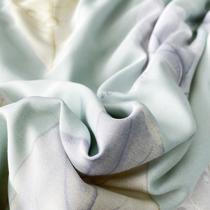 91家纺网 家纺一手货源 找家纺 太阳羽家纺 2026新款铂金莱赛尔天丝印花夏凉被镂空花边空调被夏被 赛娜