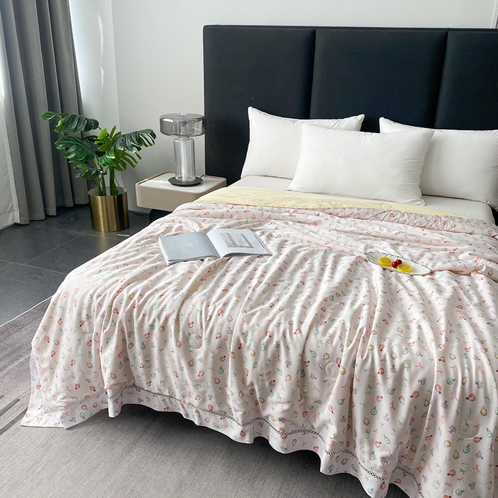 91家纺网 家纺一手货源 找家纺 太阳羽家纺 2026新款铂金莱赛尔天丝印花夏凉被镂空花边空调被夏被 阳光花园