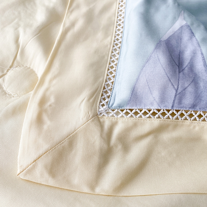 91家纺网 家纺一手货源 找家纺 太阳羽家纺 2026新款铂金莱赛尔天丝印花夏凉被镂空花边空调被夏被 赛娜