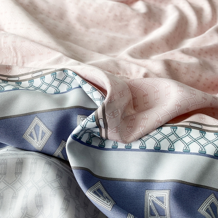 91家纺网 家纺一手货源 找家纺 太阳羽家纺 2026新款铂金莱赛尔天丝印花夏凉被镂空花边空调被夏被 朵美