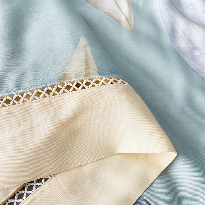 91家纺网 家纺一手货源 找家纺 太阳羽家纺 2026新款铂金莱赛尔天丝印花夏凉被镂空花边空调被夏被 赛娜