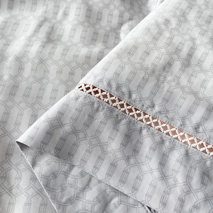 91家纺网 家纺一手货源 找家纺 太阳羽家纺 2026新款铂金莱赛尔天丝印花夏凉被镂空花边空调被夏被 朵美