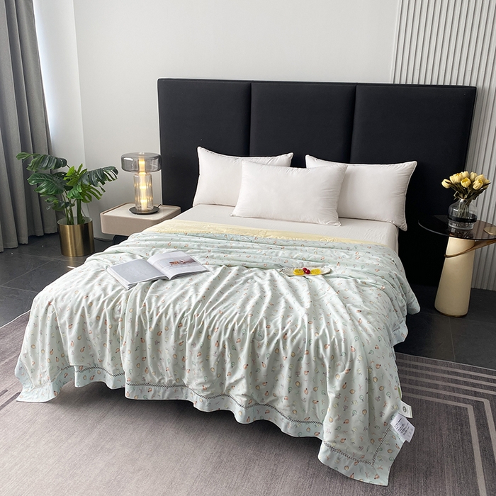 91家纺网 家纺一手货源 找家纺 太阳羽家纺 2026新款铂金莱赛尔天丝印花夏凉被镂空花边空调被夏被 夕颜若雪