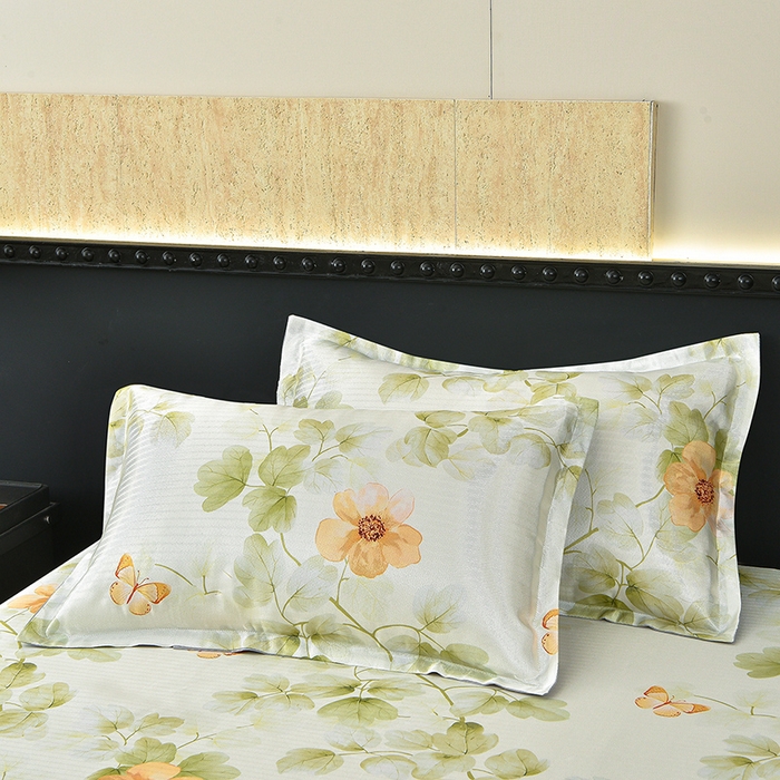 91家纺网 家纺一手货源 找家纺 念家居 2026新款轻奢可机洗水洗床单款高密大版斜纹冰丝凉席三件套 浅绿碎花