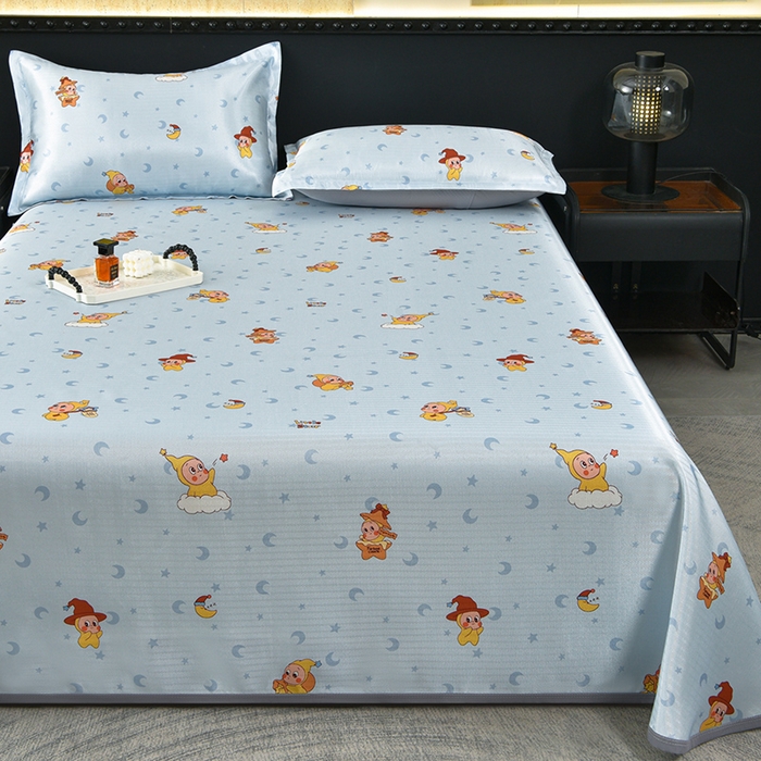 91家纺网 家纺一手货源 找家纺 念家居 2026新款轻奢可机洗水洗床单款高密大版斜纹冰丝凉席三件套 淡蓝童趣