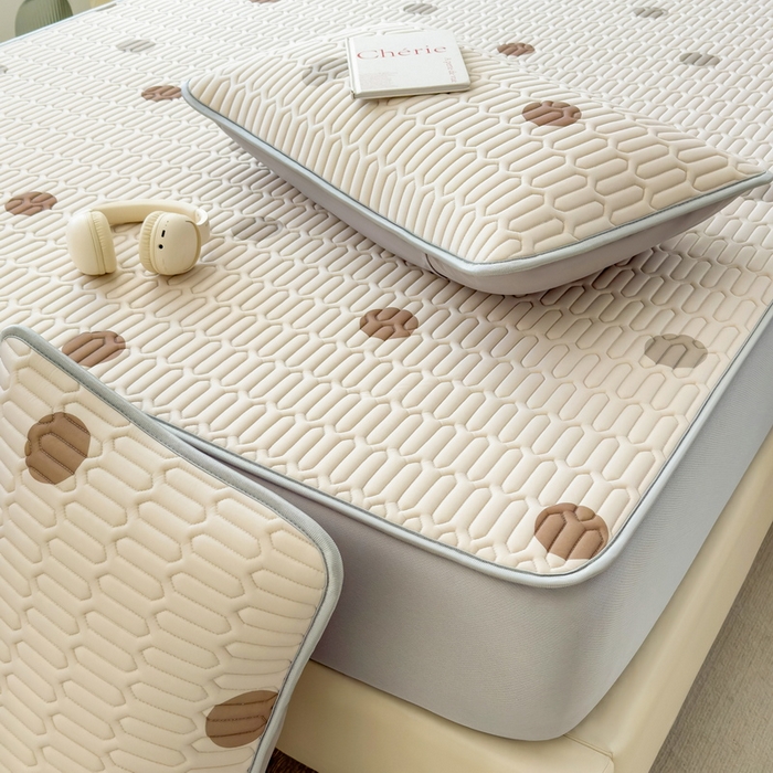 91家纺网 家纺一手货源 找家纺 丝羽坊 2026新款高密凉感丝印花乳胶凉席-床笠款 爱的圈圈