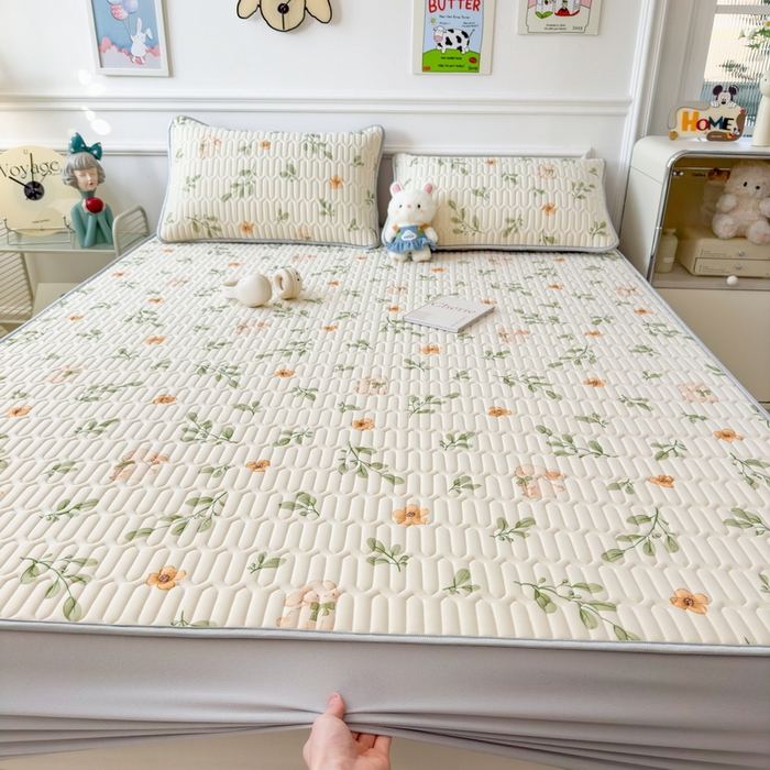 91家纺网 家纺一手货源 找家纺 丝羽坊 2026新款高密凉感丝印花乳胶凉席-床笠款 春意盎然