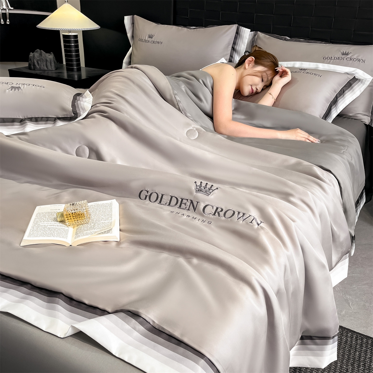 91家纺网 家纺一手货源 找家纺 （总）笙意家纺 2026新款水洗冰丝数码宽边刺绣夏被夏凉被空调被-贝拉系列