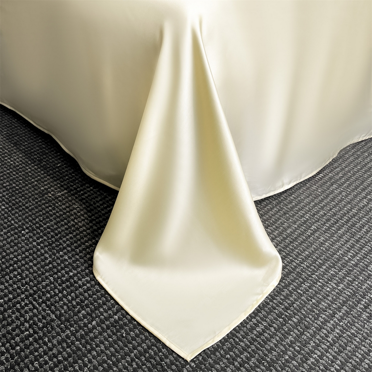 91家纺网 家纺一手货源 找家纺 笙意家纺 2026新款水洗冰丝数码宽边刺绣夏被夏凉被空调被-贝拉系列 贝拉-水果清香+奶黄