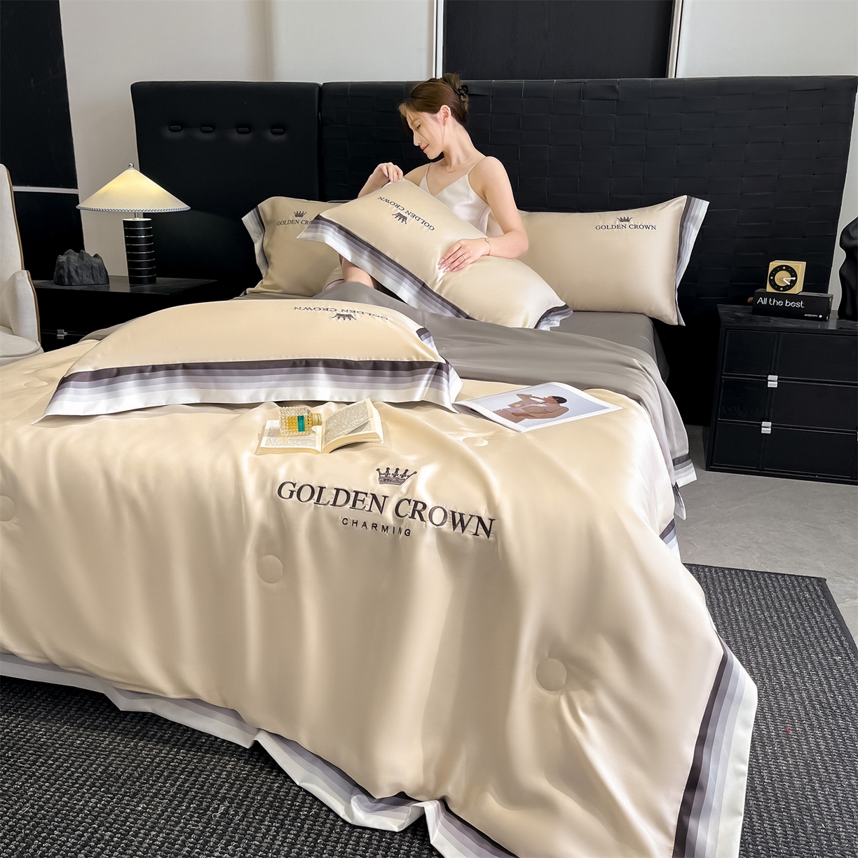 91家纺网 家纺一手货源 找家纺 笙意家纺 2026新款水洗冰丝数码宽边刺绣夏被夏凉被空调被-贝拉系列 贝拉-梧桐杏+山灰