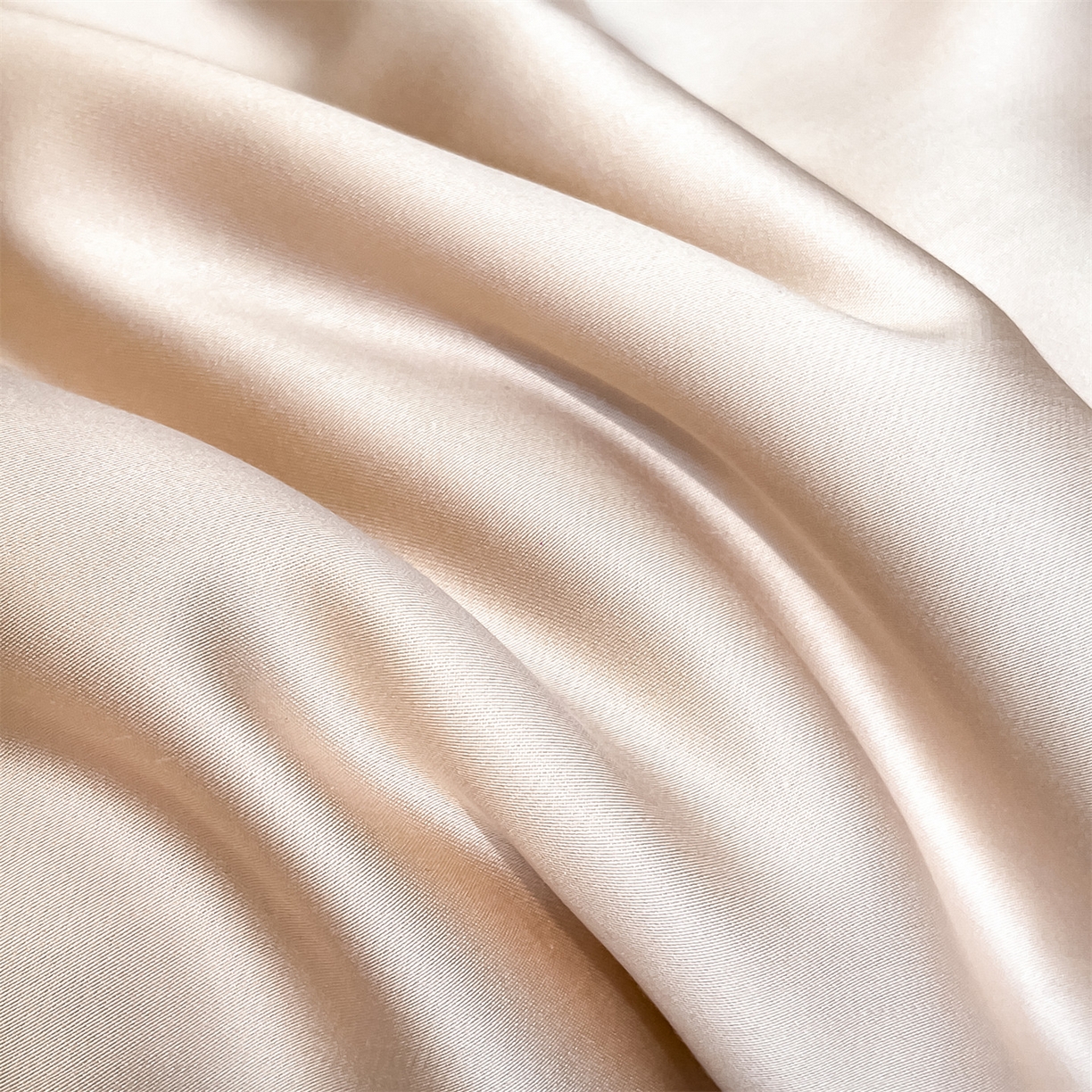 91家纺网 家纺一手货源 找家纺 笙意家纺 2026新款水洗冰丝数码宽边刺绣夏被夏凉被空调被-贝拉系列 贝拉-梧桐杏+山灰