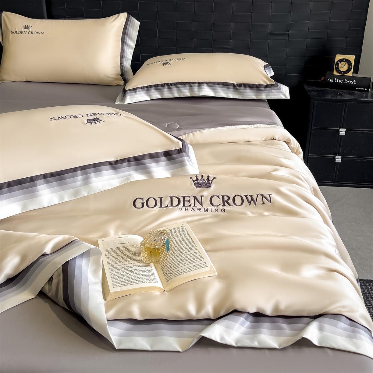 91家纺网 家纺一手货源 找家纺 笙意家纺 2026新款水洗冰丝数码宽边刺绣夏被夏凉被空调被-贝拉系列 贝拉-梧桐杏+山灰